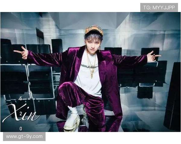 当足球遇上爱情她用旋转的球技赢得全场与男友的心